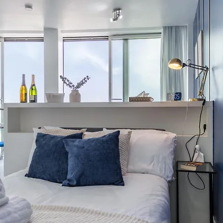 Bullring Modern & Stylish Apartment With City Skyline Views & Free Parking Birmingham Exterior photo