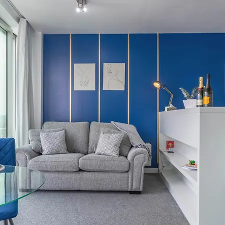 Bullring Modern & Stylish Apartment With City Skyline Views & Free Parking Birmingham Exterior photo