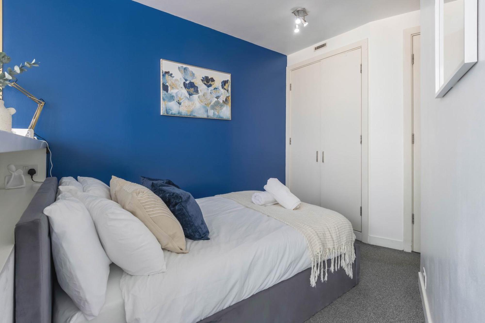 Bullring Modern & Stylish With Skyline Views & Free Parking Apartment *